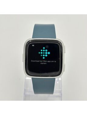 Fitbit Versa Activity and Fitness Smart Watch L Band Blue Silver Aluminum Case